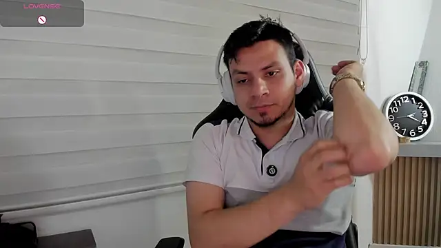 Rick_Adams' Live XXX Chat