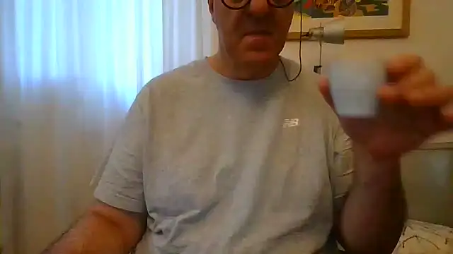 Chatroom XXX en direct de ANONIMO7735