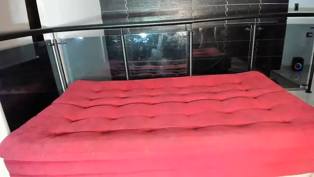 Chatroom XXX en direct de Nathaly_Foxx69