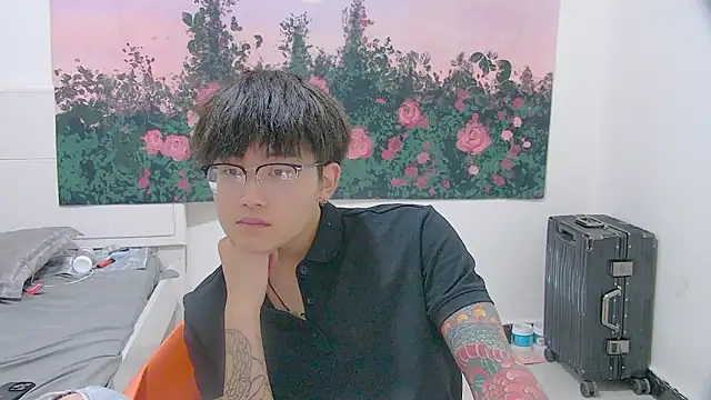 Chat +18 de KK-cuteboy ao vivo