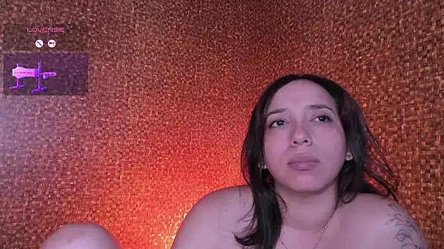 Chat XXX en directo de Apartment28