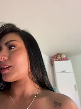 Melii_1 লাইভ XXX চ্যাট