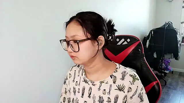 Chat XXX ao vivo de AdelineCanup
