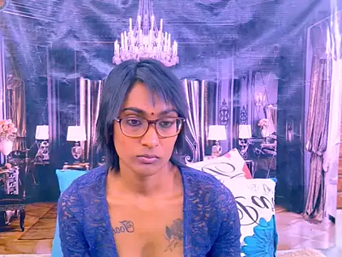 IndianRebel4u2Luv Adlı Modelin Canlı XXX Sohbeti