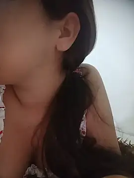 purebreastmilk's Live XXX Chat