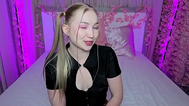 دردشة LilyStarlight الجنسية المباشرة