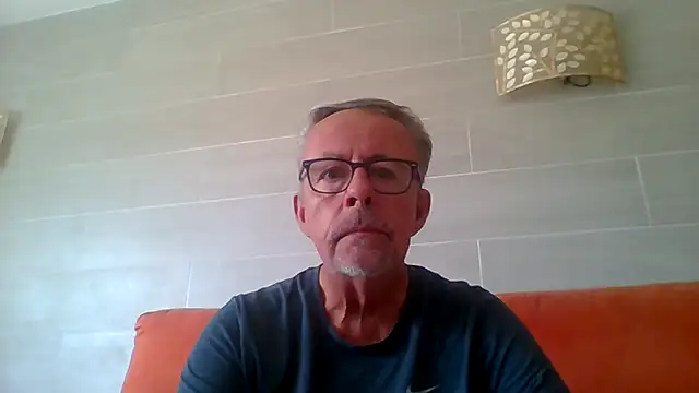 Chat +18 de tuggy59 ao vivo