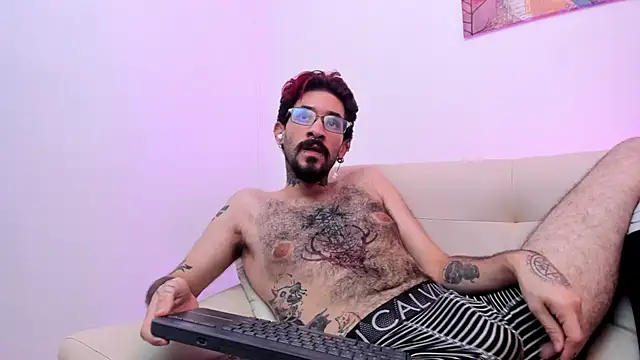 О нлайн чат XXX Jonathan_Soto