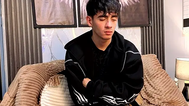 Czat XXX na żywo – demian_hot99