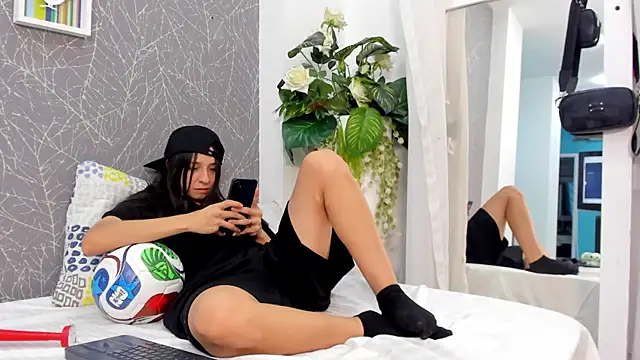 ViictoriiaSaenz's Live XXX Chat