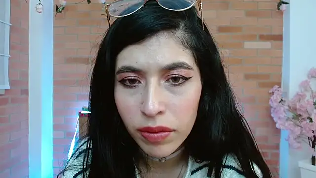 adriscute Adlı Modelin Canlı XXX Sohbeti
