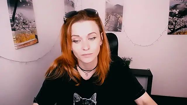Chat XXX en directo de PeppyMia