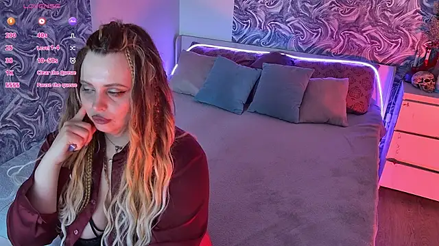 Miss_Maya_Mils élő XXX-chatje