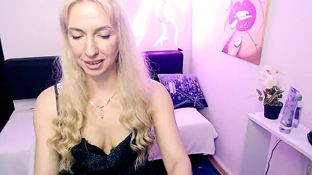 Cute_Smile_Shy's Live XXX Chat
