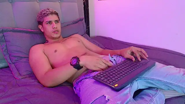 دردشة dominic_connor الجنسية المباشرة