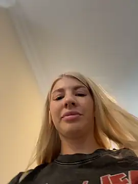 NewLale's Live XXX Chat