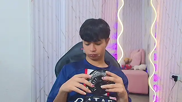 دردشة Spark_tay الجنسية المباشرة