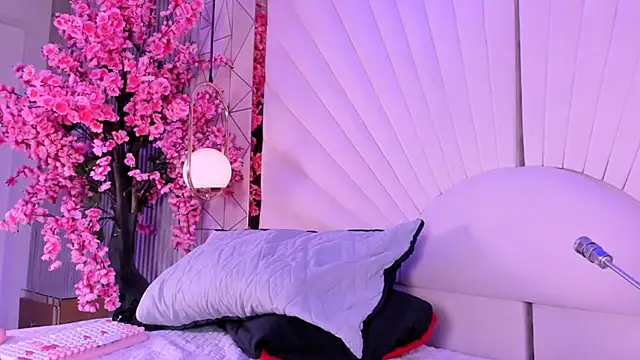 Chat +18 de VesperVelvet ao vivo