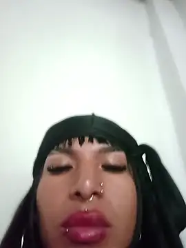 MeelFox 在線直播表演