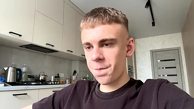 SoloFury Pertunjukan Webcam