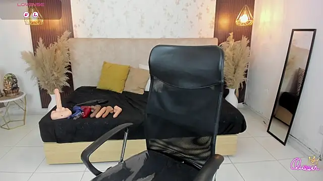IvannaRosse_ Adlı Modelin Canlı XXX Sohbeti