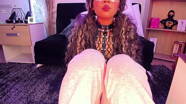 Tylla__のライブXXXチャット