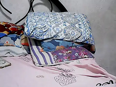 Sembang XXX Secara Langsung HornyPussie69