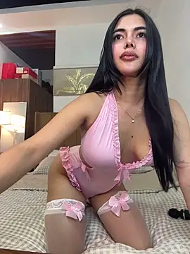 Bombshell_Rebbecca élő XXX-chatje