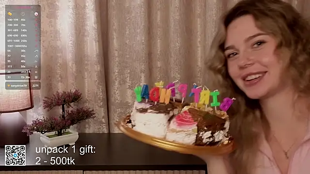 XXX chat uživo modela DonaDebore