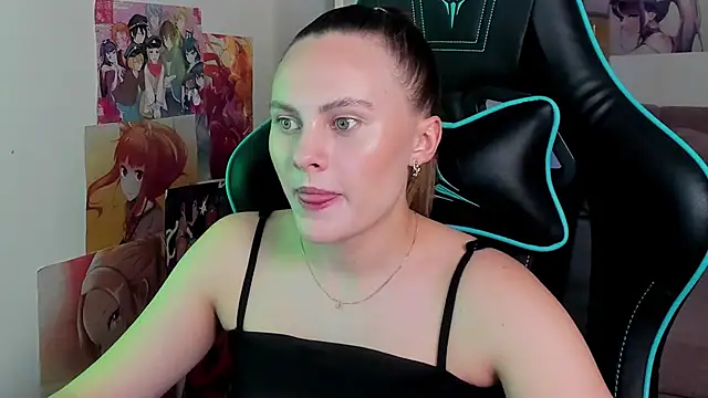 Онлайн чат XXX LumeriSoren