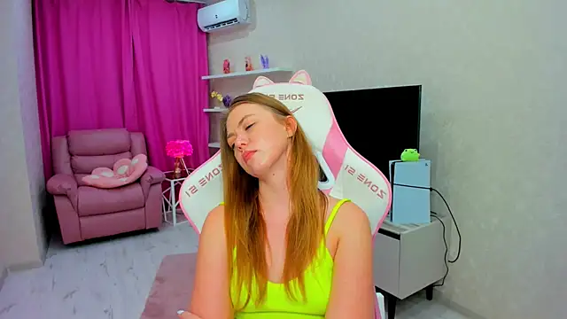 Strawberrye Live XXX-Chat