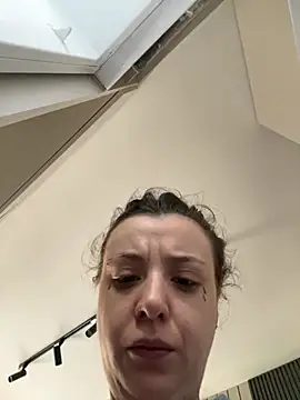 bunnythetailor's Live XXX Chat