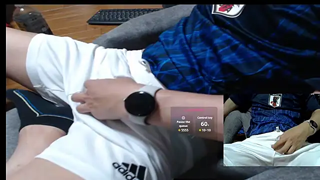 Yasu2000 – Naživo XXX chat