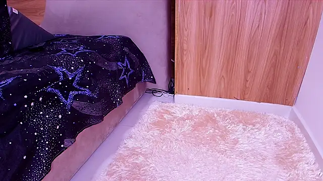 kiara_lp XXX чат на живо