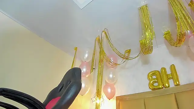 KEIMIRICCI XXX чат на живо
