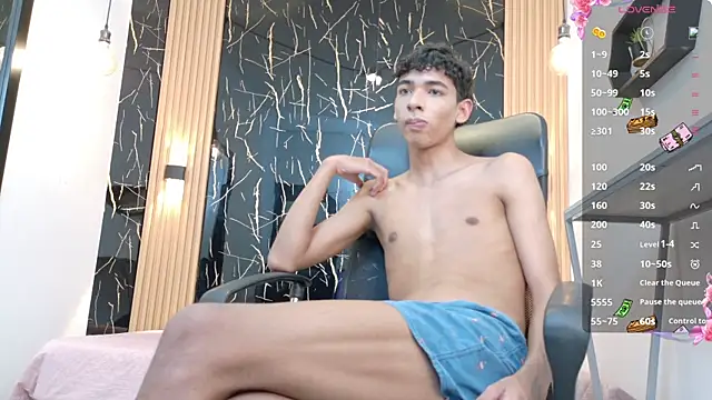 ValeriHot_1 Adlı Modelin Canlı XXX Sohbeti