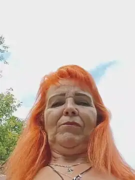 CassandraSandra44's Live XXX Chat