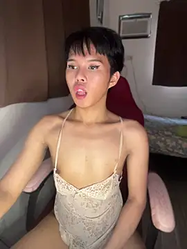 Plaxxxtique Adlı Modelin Canlı XXX Sohbeti