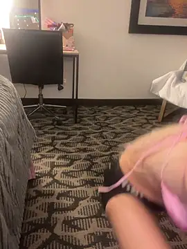 blonDDbombsheLL99 Obrolan Langsung XXX