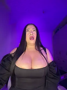 cami_ortiz__ Adlı Modelin Canlı XXX Sohbeti
