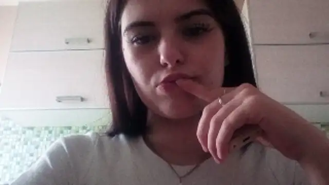 KikiAmino live XXX chat