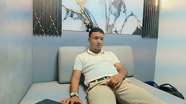 MAICOL_TORNER live XXX chat