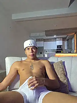 Chat XXX en directo de latinmenonfire