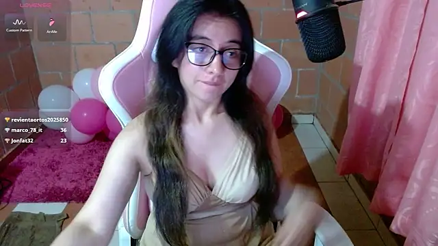 Maggie_Fox3 Chat XXX in diretta