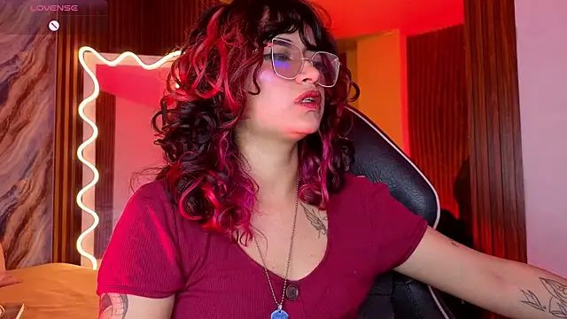 Chat XXX en directo de kristen_tay