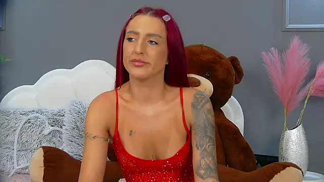Chat +18 de CrystalRedd ao vivo