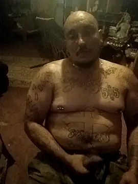 Dick4yourholes webcam show