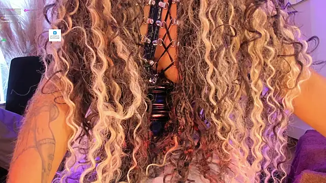 Tylla__ Live XXX Chat