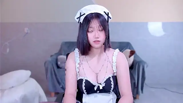 XXX chat uživo modela YangYang-Ya