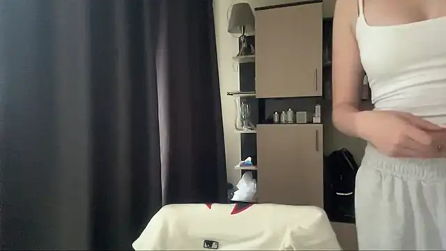 AquilineOritesn Live XXX chat